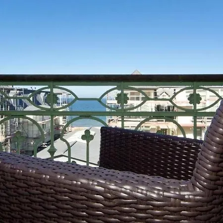 Artemis, 10 Patras דירה *